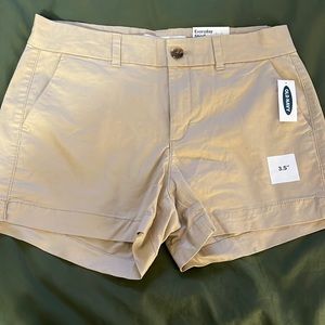 Old navy khaki shorts